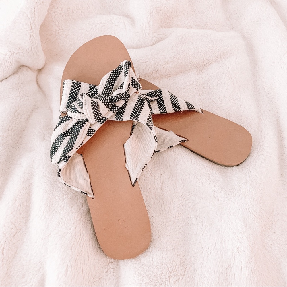 Gray and White Target Sandals/Slides (Size 6)